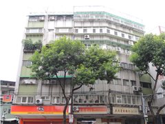 鄰近水源翠堤社區推薦-萬年青華廈，位於台北市中正區